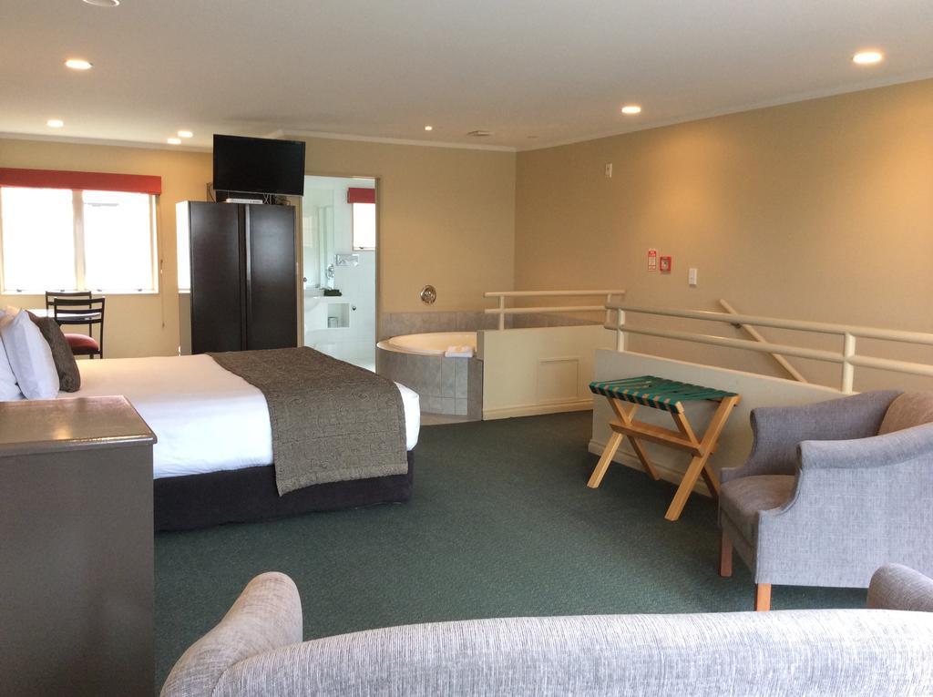 Cornwall Motor Lodge Palmerston North Exteriér fotografie