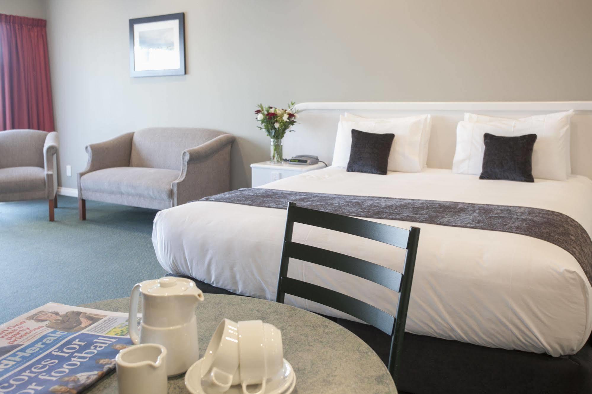 Cornwall Motor Lodge Palmerston North Exteriér fotografie