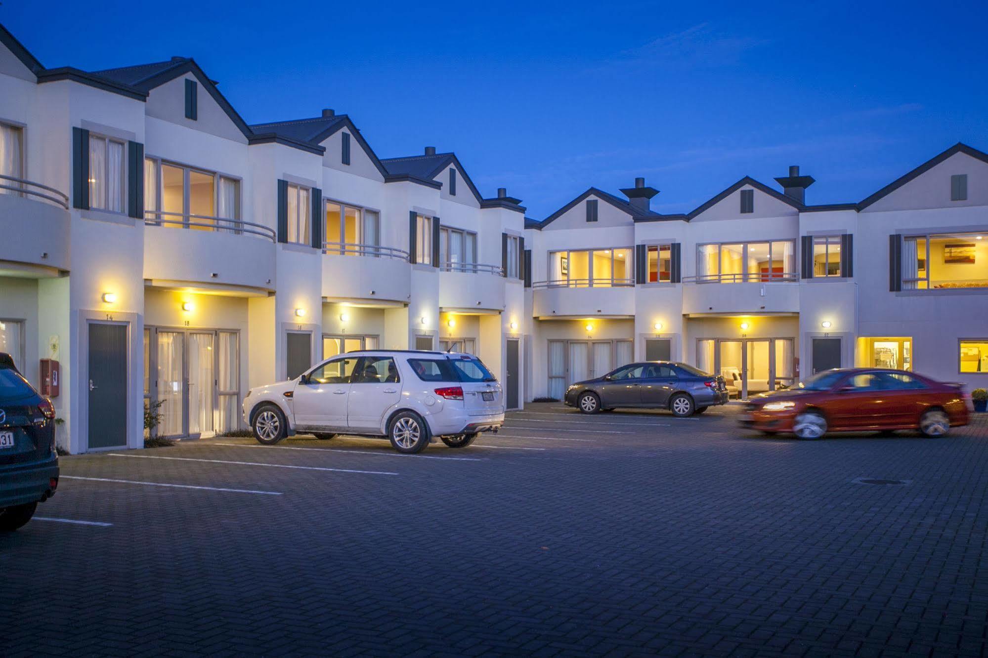 Cornwall Motor Lodge Palmerston North Exteriér fotografie